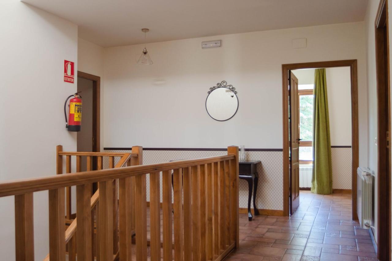 Hotel Casa Del Cura Las Navas del Marqués Zewnętrze zdjęcie