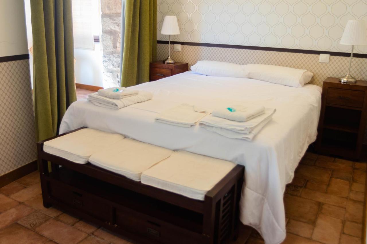 Hotel Casa Del Cura Las Navas del Marqués Zewnętrze zdjęcie