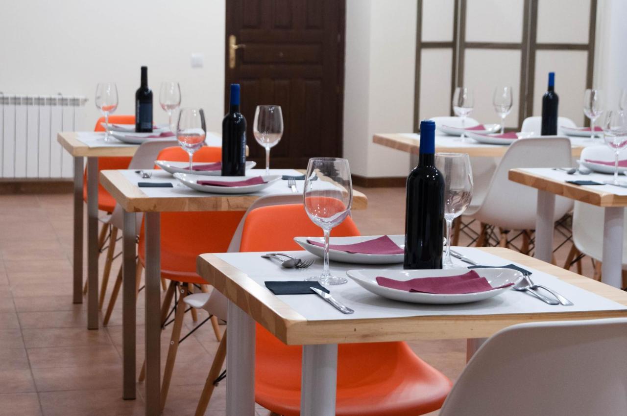 Hotel Casa Del Cura Las Navas del Marqués Zewnętrze zdjęcie